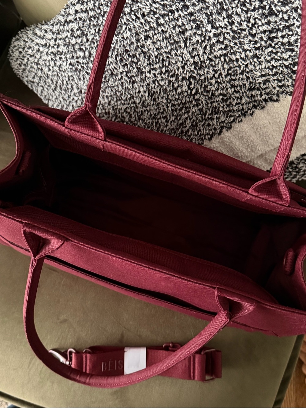 Beis Burgundy Book Tote - Picture 4 of 6